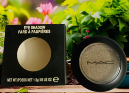 MAC EYE SHADOW 1.5g / .05 oz - Brun - $33.10 CAD