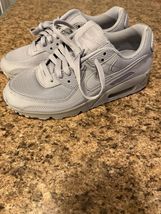 Nike Air Max 90 Men’s Wolf Grey Athletic Shoes!!(6.5) - $71.24