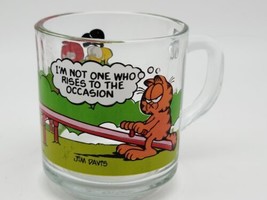 Garfield and Odie Glass Mug McDonald's Rises to the Occasion See-Saw VTG 1980 - $13.33