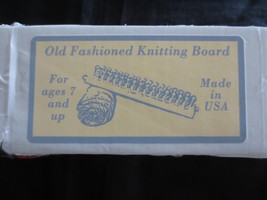 Nos Old Fashioned Knitting Board w/Hook &amp; Pattern/Instruction Book - 11&quot; Long - £14.43 GBP