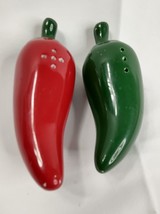 Chili Pepper Salt and Pepper Shakers Set Giftco Inc 5&quot; - £6.05 GBP