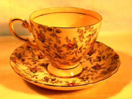 Tuscan Bone China Tea Cup &amp; Saucer England Mint - $10.39