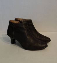 SOFFT Women&#39;s Brown Leather Dress Heel Zipper Fashion Ankle Boots Size 7 M - $25.00
