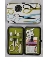 Wallet Style Sewing Kit Scissor and Button Theme Case - $163.88 MXN