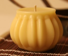 Handmade 100% Pure Beeswax Candle Shape of PUMPKIN 100% Cotton Wick - £6.08 GBP