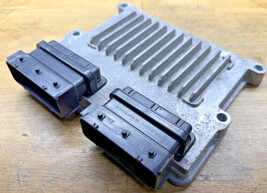 Hyundai Genesis ECU PCM ECM Engine Control Module Unit 39199-3F001 image 10