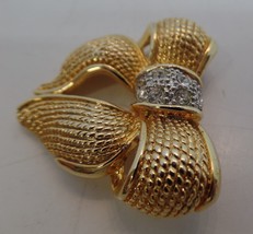 Vintage Unbranded Goldtone Ribbon/Bow W CZ Sparkles Brooch/Pin  Apx 2&quot; X 2&quot; - £15.55 GBP