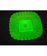 Green Uranium Glass Vaseline 8&quot; Square Plate Depression Ribbed/Starburst - $40.48 CAD