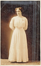Huntington IN ~ Evelyn Schacht Età 34-WOMAN Lungo DRESS-1910 Vero Foto Cartolina - £8.68 GBP