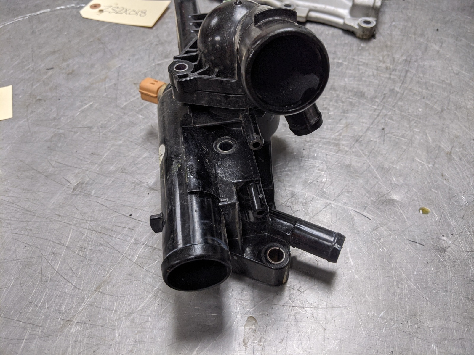 Thermostat Housing Assembly For 11-14 Hyundai Sonata  2.4 256202G000 FWD - $49.45