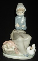 Charming Lladro Spain Porcelain Figurine Girl Duck Seller #1267 By Juan Huerta - £90.87 GBP