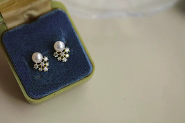 9ct Solid Gold Majestic Snowflake Stud Zirconia Earrings Handmade - pearl, 9K - £74.85 GBP