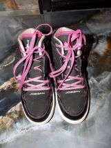 2012 Nike Black/Pink Jordan 371390-029 Size 2Y Girl's - $85.50