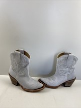 Idyllwind WHEELS White Leather Round Toe Pull On Western Booties Women Size 6.5B - £43.05 GBP