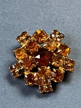 Vintage Shades of Orange Brown Rhinestone Abstract Goldtone Flower Pin B... - £8.92 GBP