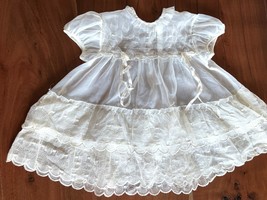 TG 1950s Carol Jo White Nylon Baby Girl Party Dress Embroidered Ruffles ... - $1,014.94 MXN