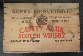 Vintage Cutty Sark Scotch Whiskey Berry Bros Wooden Box Crate 18x12 - £38.78 GBP