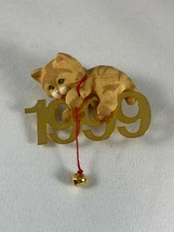 Hallmark Vintage 1999 Cute Sleeping Kitten Cat Animal Christmas Ornament - £7.48 GBP