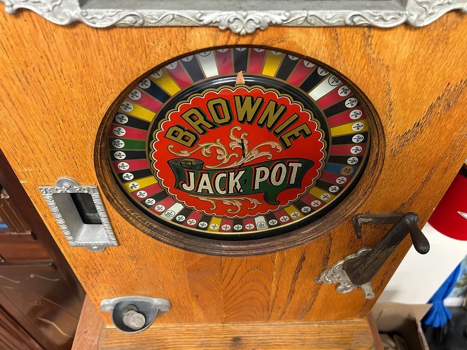 Watling 5¢ Brownie Victorian Slot Machine Circa 1908 Item image 3
