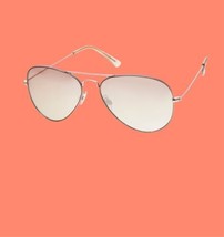 FRYE &amp; CO Rose Gold Classic Metal Aviator with Rose Lens New With Tags - $37.61