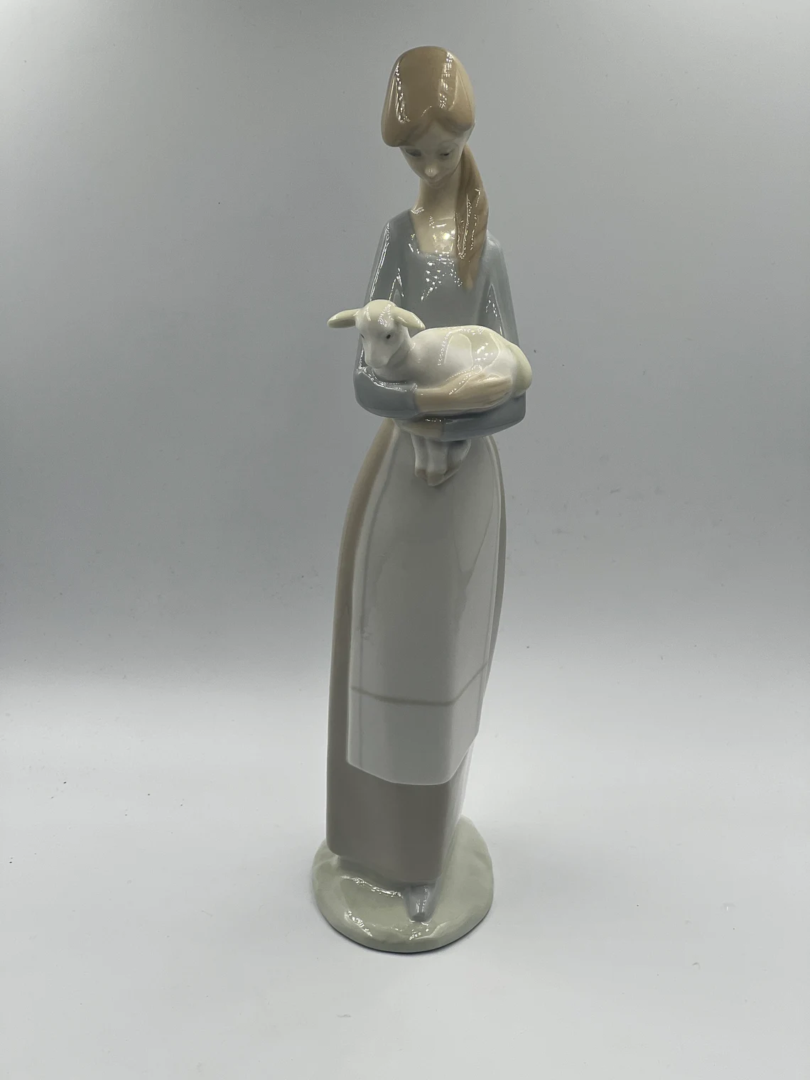 Lladro CHILDREN with ANIMALS Girl with Lamb Figurine Spain Porcelain 4505 - $128.95