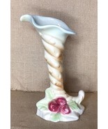 Vintage Red Berry Cornucopia Vase Porcelain Cottage Fairy Grandma Core - $19.80