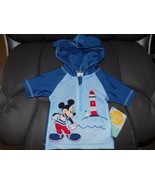 Disney Store Mickey Mouse &quot;Beach Baby&quot; Rash Guard Shirt for Baby Size 9/... - €19,03 EUR