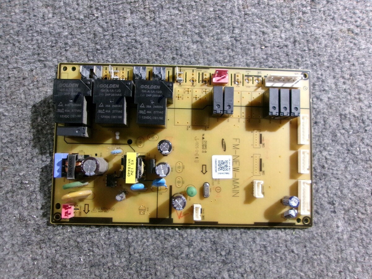 DE92-03960K SAMSUNG RANGE OVEN RELAY CONTROL BOARD - $75.00