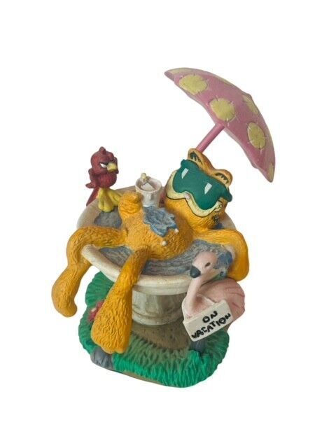 Primary image for Garfield Danbury Mint Figurine Sculpture Jim Davis Vtg Gift Vacation Umbrella
