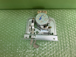 8302474  Whirlpool Oven Door Latch - £16.82 GBP