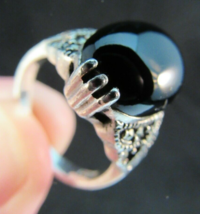 STERLING SILVER &amp; BLACK ONYX ladies ring 6.7g band .925 size 7.5 Estate ... - £27.64 GBP