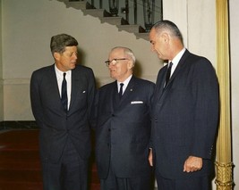 President John F. Kennedy and VP Lyndon Johnson with Harry Truman New 8x10 Photo - £6.93 GBP