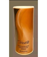 New Avon Treselle Shimmering Body Powder 1.4 oz. - $180.37 MXN