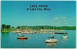 Sailboats on Lake Pepin at Lake City Minnesota MN UNP Unused Chrome Postcard G7 - £5.42 GBP