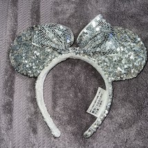 Disney Minnie Mouse Ears All Silver Sequin  Bow Headband - $296.36 MXN