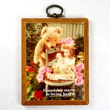 Friendship Teddy &amp; Doll Photo Wall Plaque Vintage 1984 Paula&#39;s Impressions - $367.20 MXN