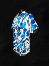 Robert Graham Chambers  Colorful Short Sleeve  Classic Fit Size Medium NWTS image 4