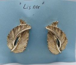Vintage Signed Lisner Leaf Silver Tone (Yellow Gold Hues) Clip On Earrings  - £11.65 GBP