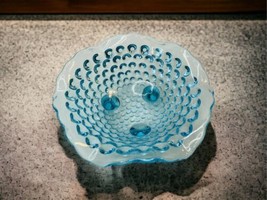 Fenton Vintage Hobnail Beautiful Blue Glass Ruffled Three Foot Bowl - £26.21 GBP