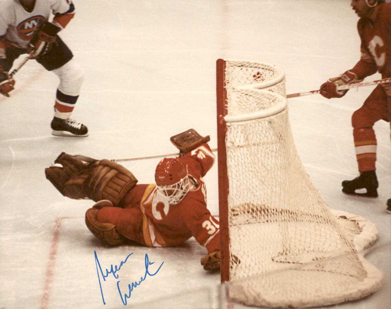 Reggie Lemelin Signed Autographed NHL Glossy 8x10 Photo - Calgary Flames - $15.00