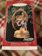 Hallmark Keepsake Ornament Disney&#39;s Snow White Enchanted Memories 1998 - EXC  - £6.46 GBP