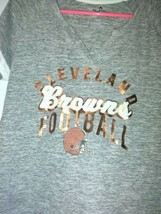 Cleveland Browns Nfl   T Shirt Women&#39;s Sz M Majestic - $27.72