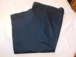 Levi&#39;s Travelers Dress Slacks Men&#39;s Pants Size W40 X L30  Slacks Navy Bl... - $18.01