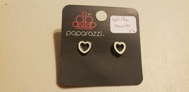 Little Girls Jewelry (new) Earrings #671 WHITE HEARTS - $5.14