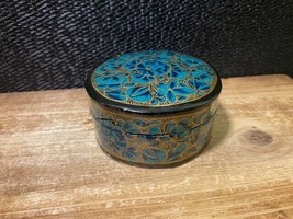 Beautiful Ornate Wooden Indian Trinket Box 2.5&quot; - $11.86 CAD