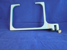 LARGE RECTANGAL COLUMN CLAMP 10.25 by 8 for lab glass - £25.60 GBP
