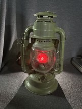 Antique Vintage Dietz Roadster Wagon Lantern With Red Lens Little Wizard - £58.72 GBP