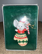 VTG Rare Enesco Treasury Ornament Mouse In A Mitten Merry Christmas Mouse - £18.55 GBP