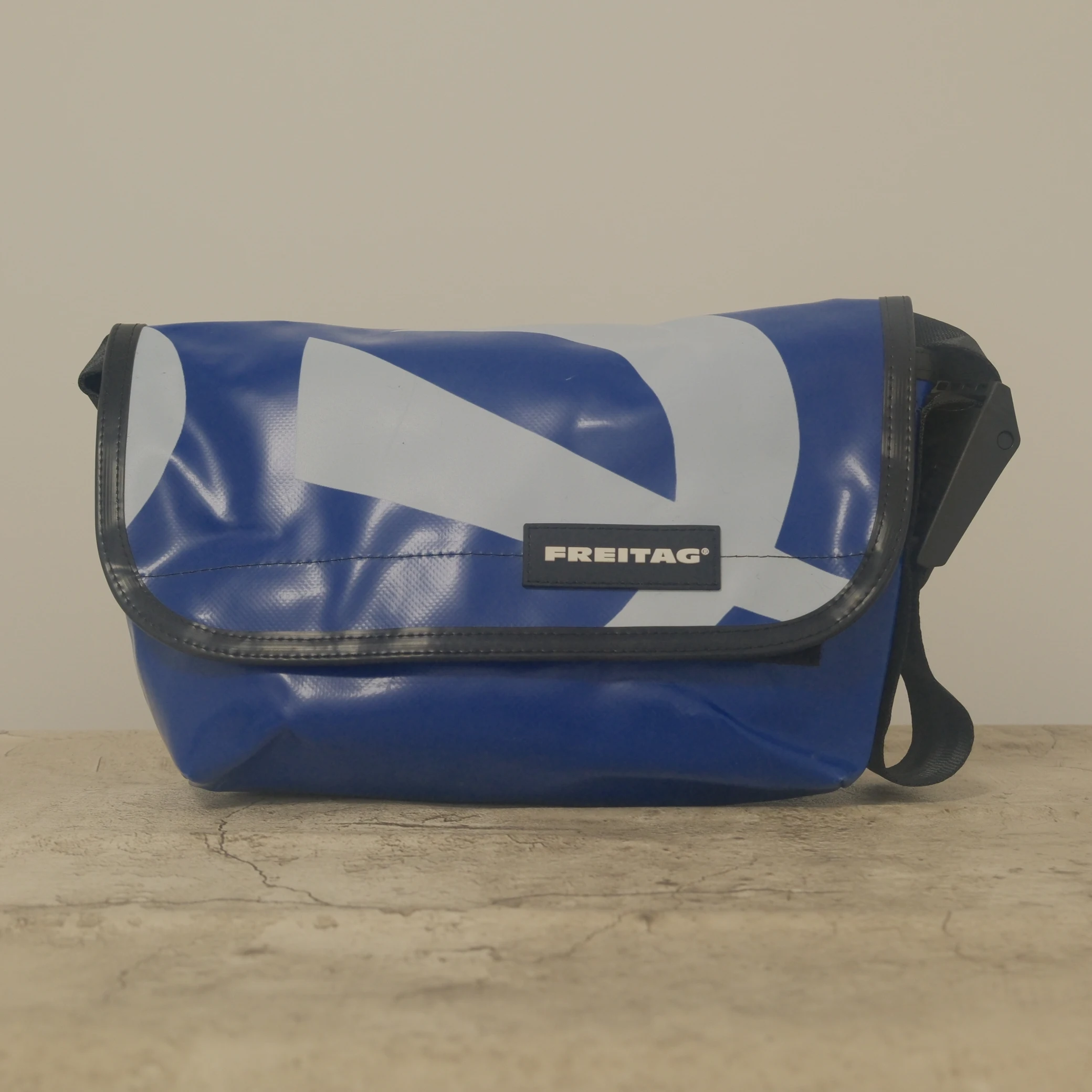 FREITAG F41 HAWAII FIVE-O Messenger Bag Single Shoulder Bag Crossbody Ba... - $189.67