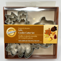 Wilton 9-Piece Cookie Cutter Set Leaves &amp; Acorns NEW - £9.86 GBP